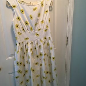 Kate spade daisy dress